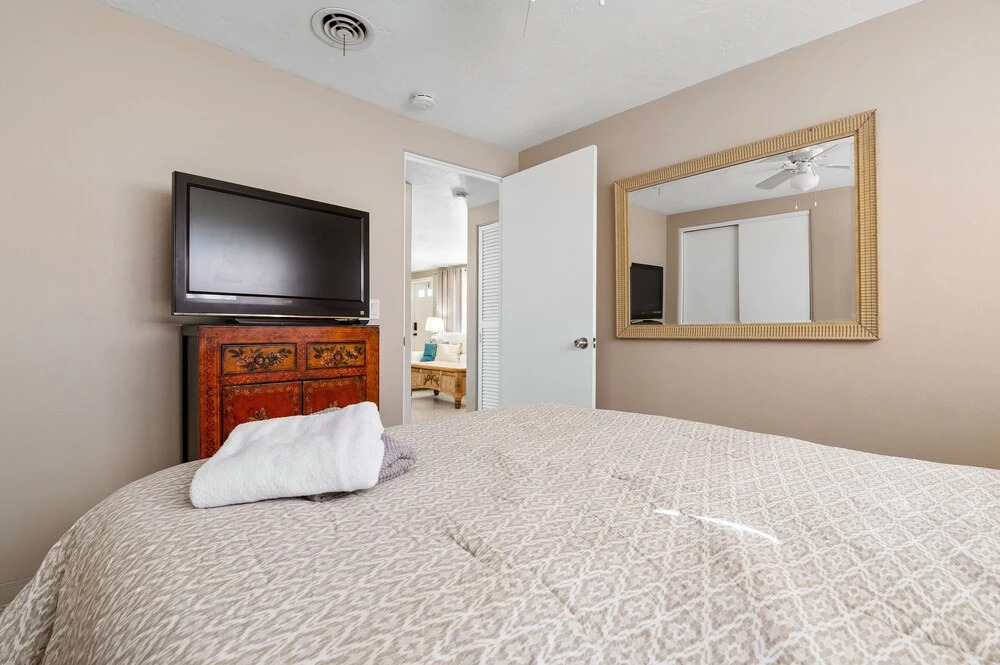 3 Bedroom Pool Home 5 Miles From Best Beaches Around 3 Home by Redawning