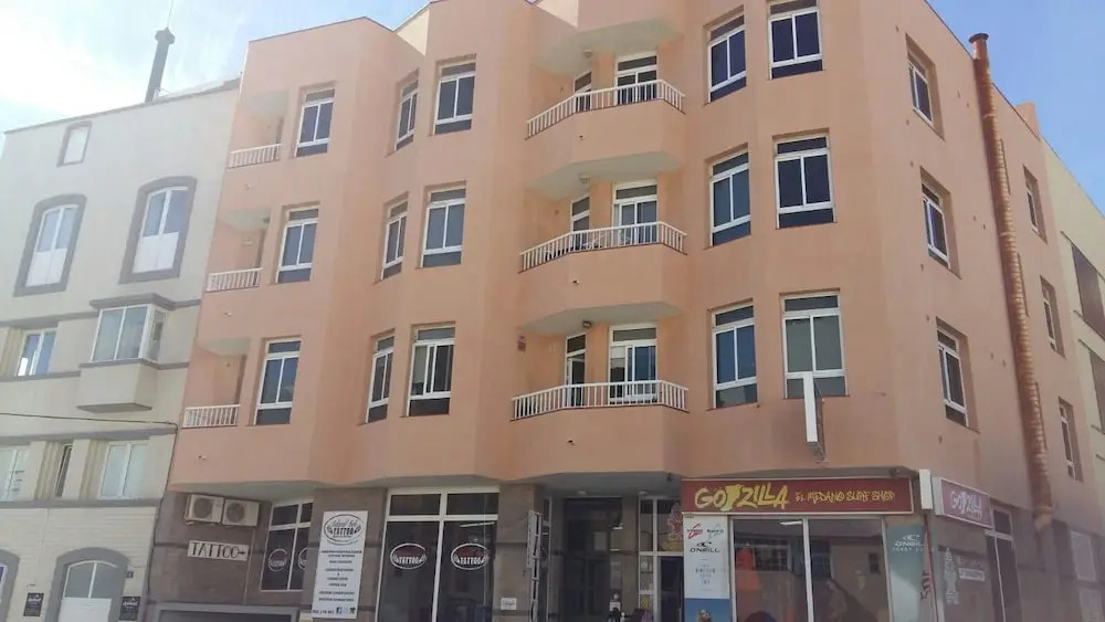 Edificio Playa Chica