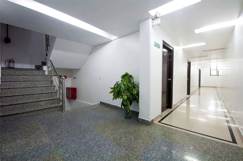 ADB Rooms Hotel Noratan Palace