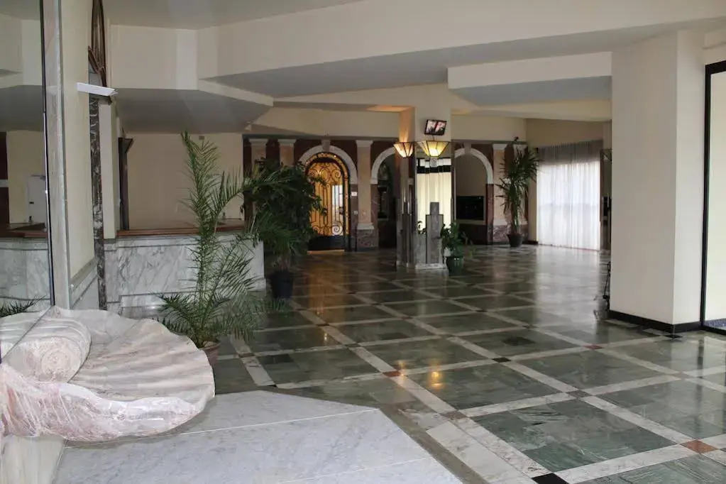 Hydro Palace Apartment