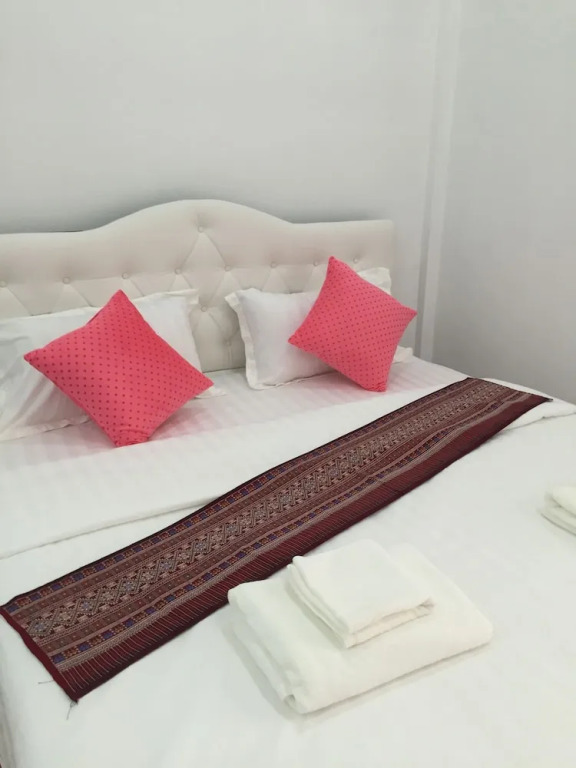 Phum & Proud Homestay
