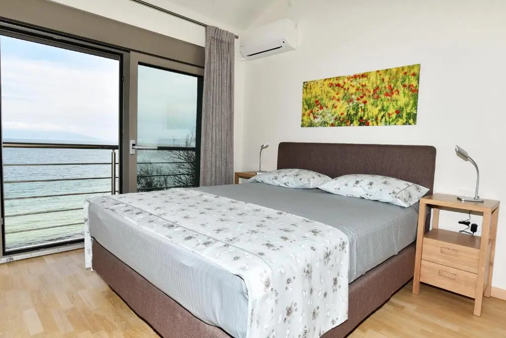 Thala-Sea Luxury House