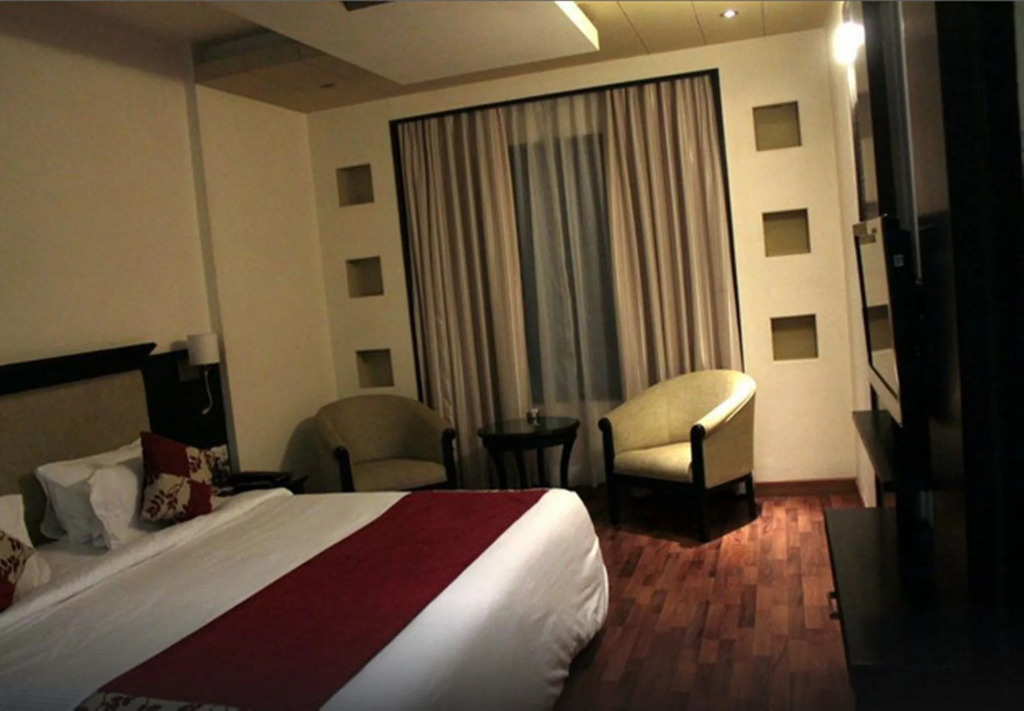 Royal Orchid Central, Shimoga