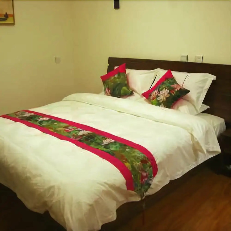 Yishanjun Garden Inn