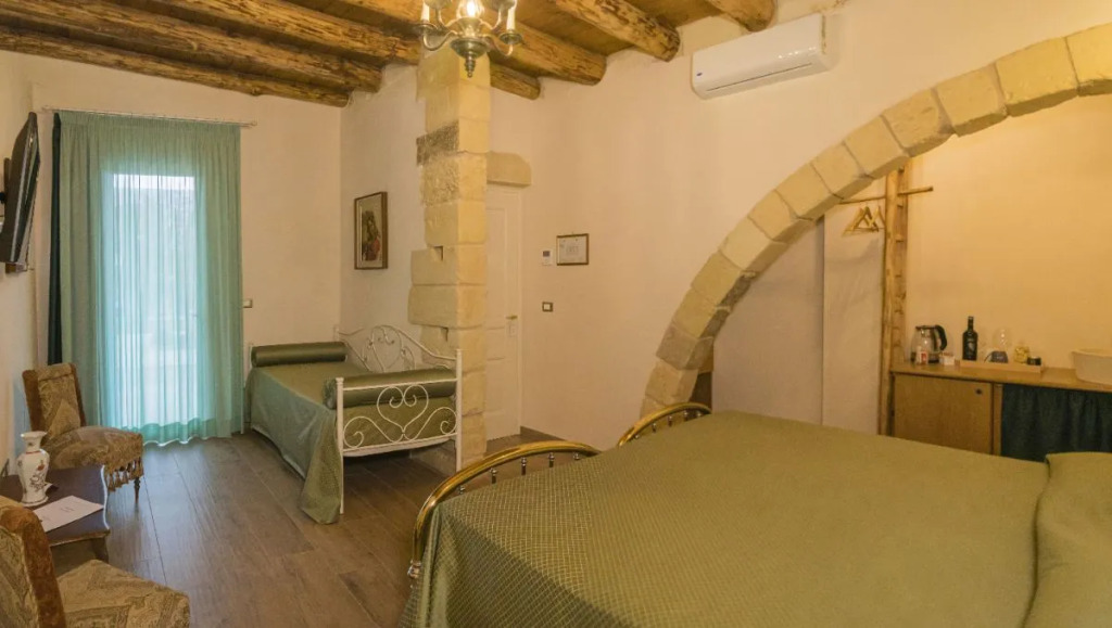 Borgo Segine