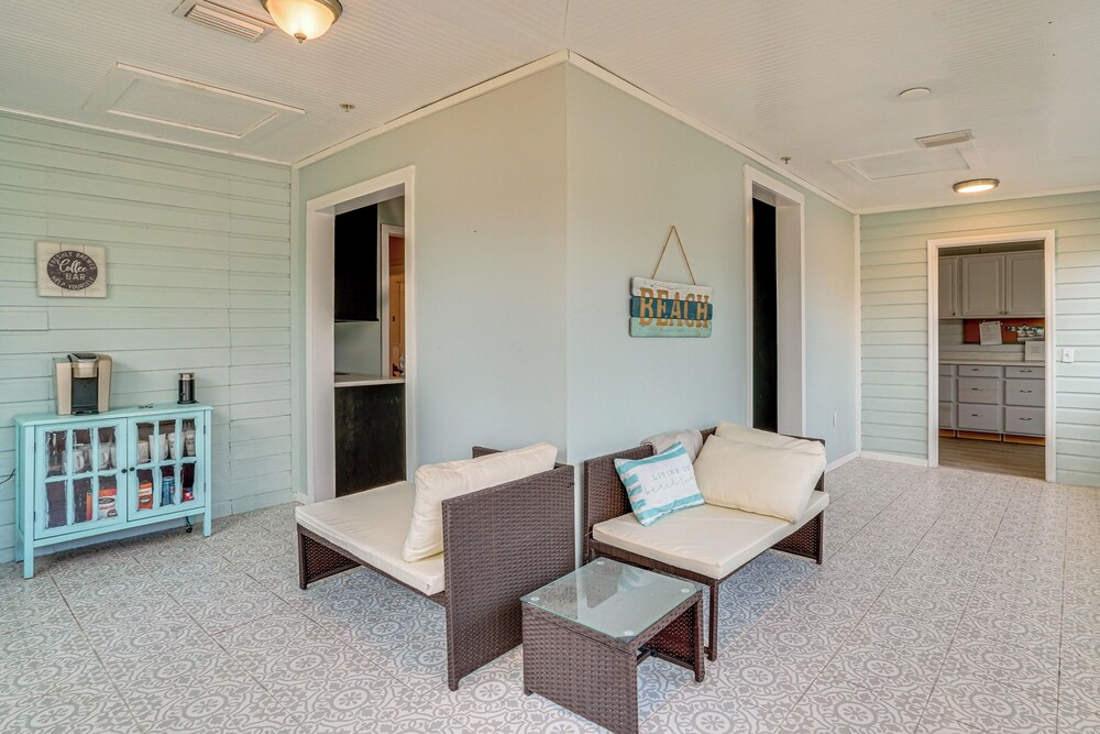 Families Welcome! Historical Hideaway in Palmetto
