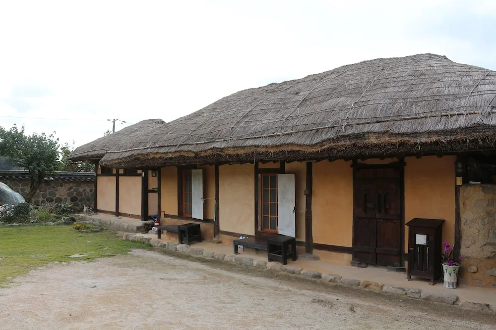 Kimho House