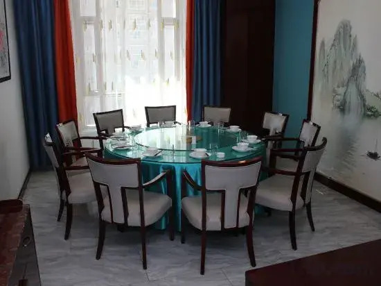 Vienna International Hotel Kashnan Lake Road Ban Chaocheng Shop