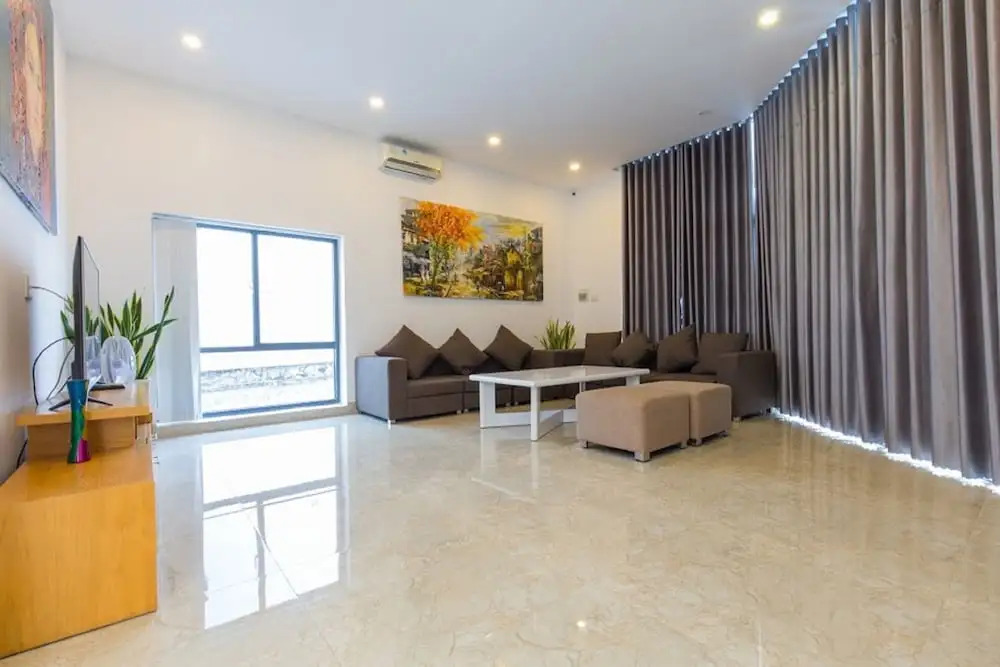 Villa Royal 2