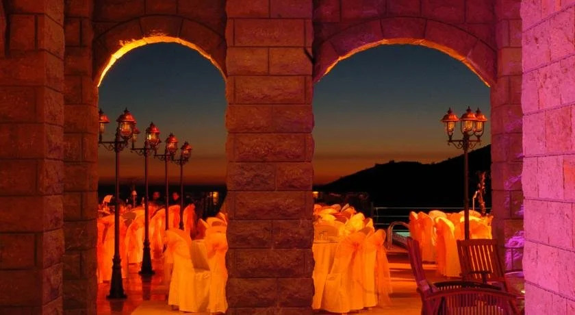Terrebrune Hotel