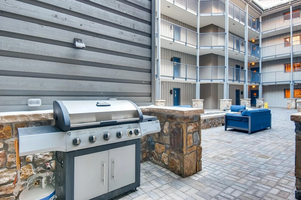 Westwind 207 2BD 2BA Plat Condo