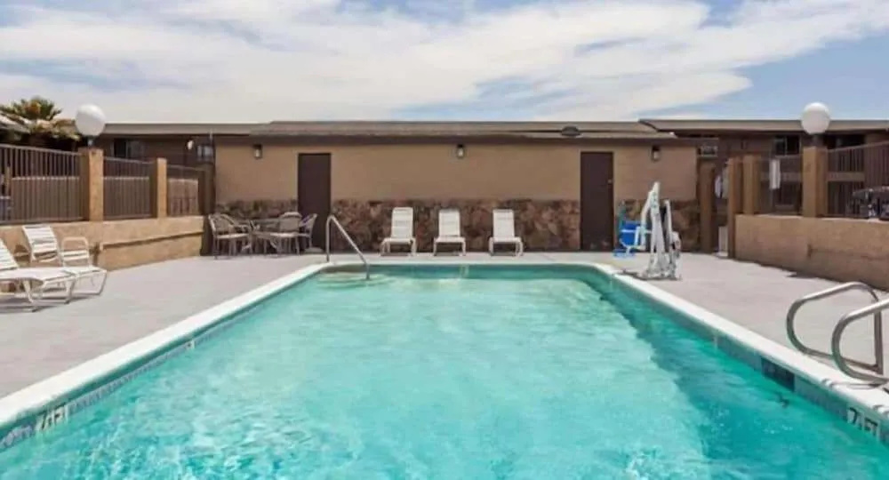 Tri City Inn