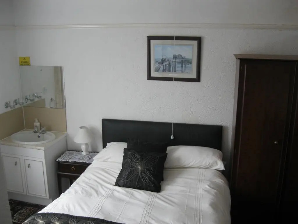 Valdene Hotel