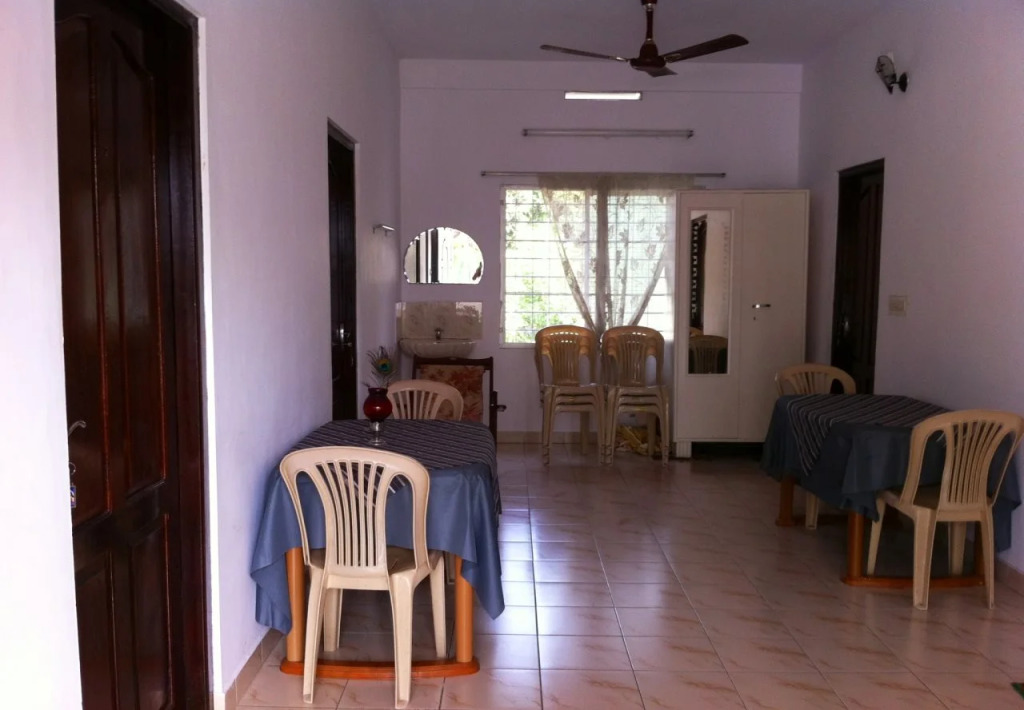 Francis Homestay