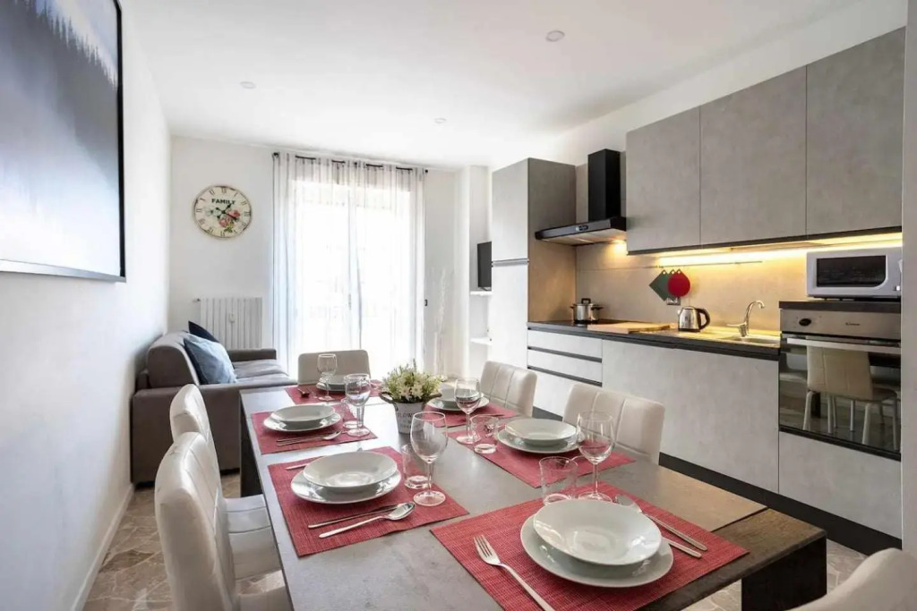 Parking and Comfort - Spacious Apt up to 8 Pax - Milano City Apartments