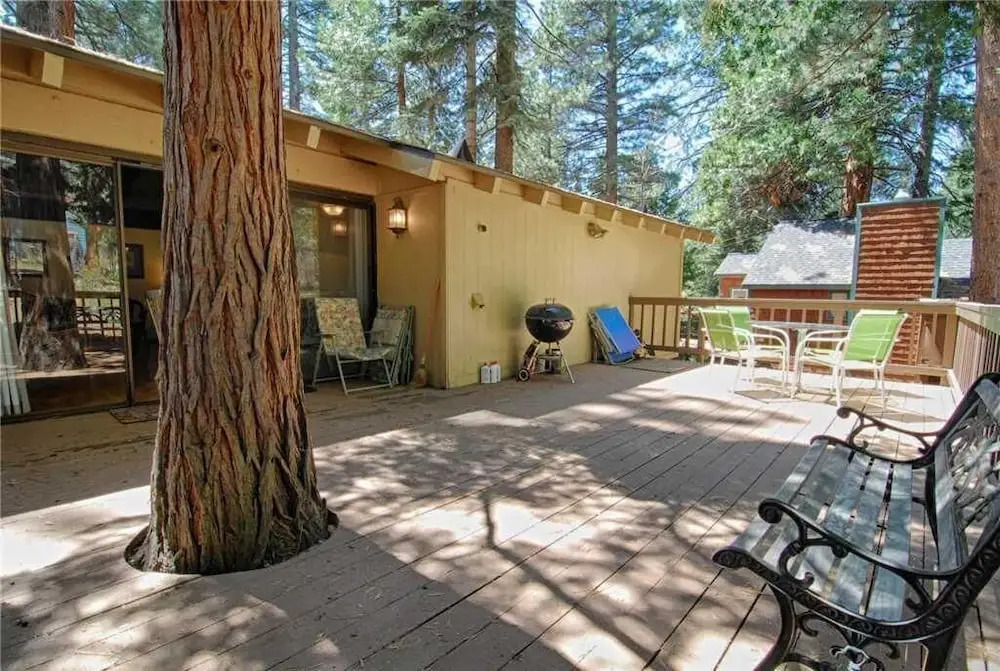 Walk the Grid, Big Deck, Updated, Pet Friendly #115