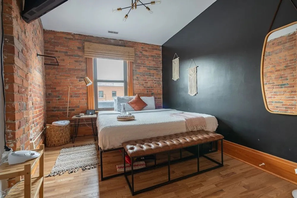 Jungle House Luxury Lofts – Short North High Street