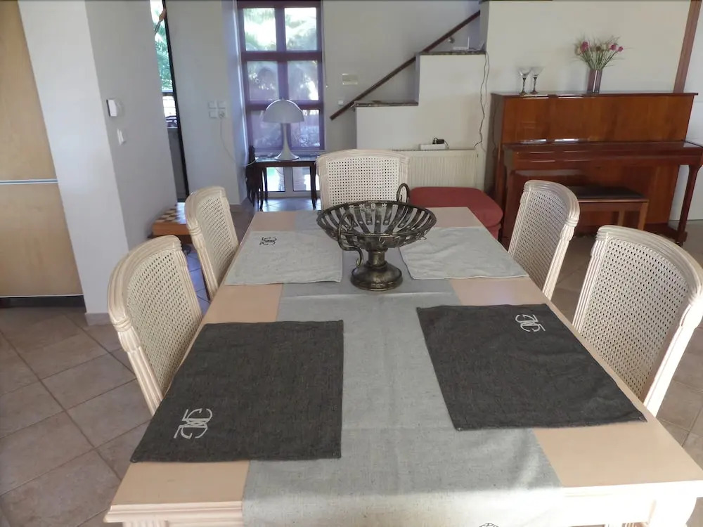 Villa NN