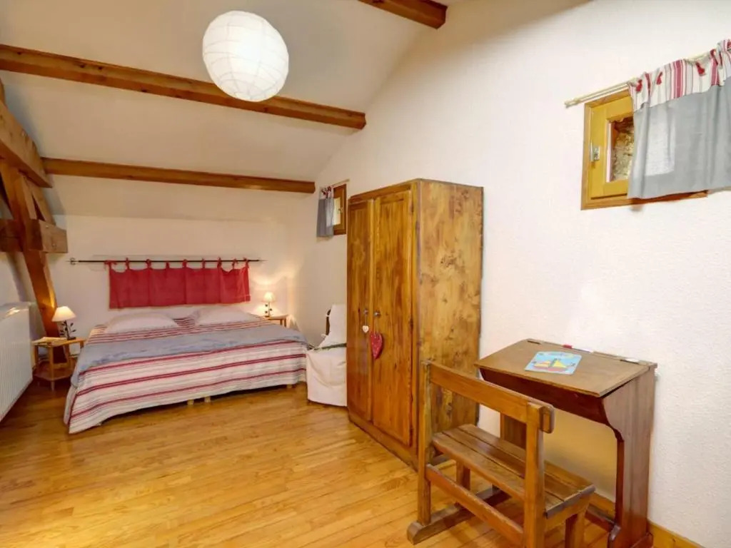 Gîte rustique 6 pers avec cheminée et grand jardin, animaux acceptés - FR-1-496-61