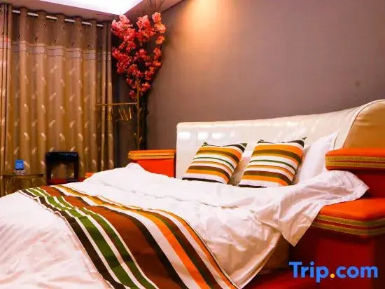 Stylish Hotel Xinxuan No. 612 Hujiazui tian Shuitang Huan Community, Changsha County, Hunan Province
