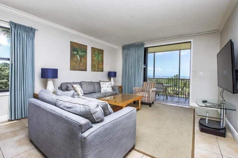 South Seas Beach Villa 2001