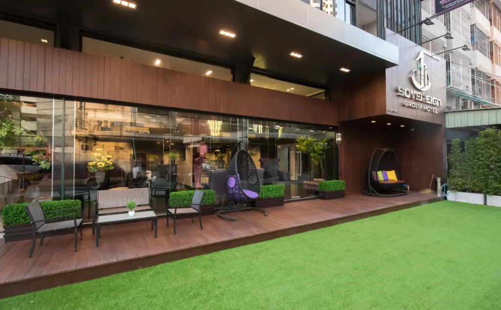 Sovereign Group Hotel at Pratunam