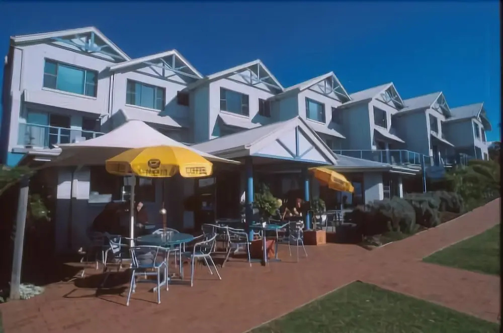 Breakers Apartments Mollymook