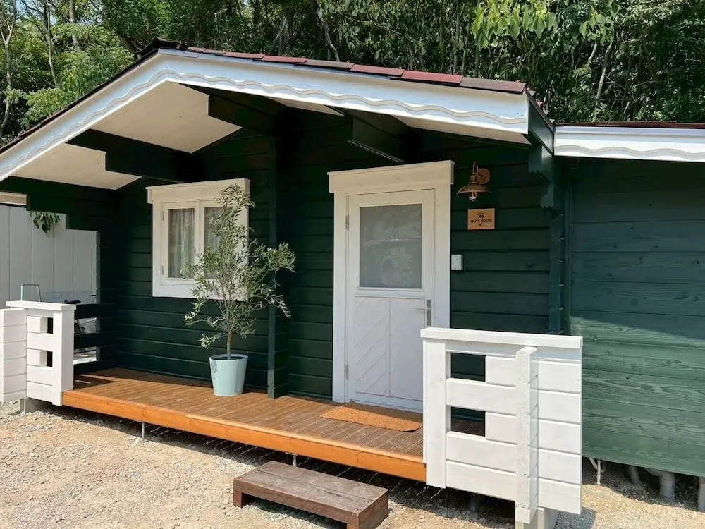 Naoshima Cottage