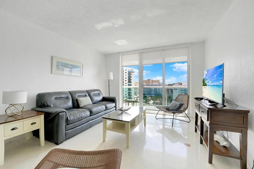 2 Bedrooms 2 Full Bathrooms Apt. on the Beach