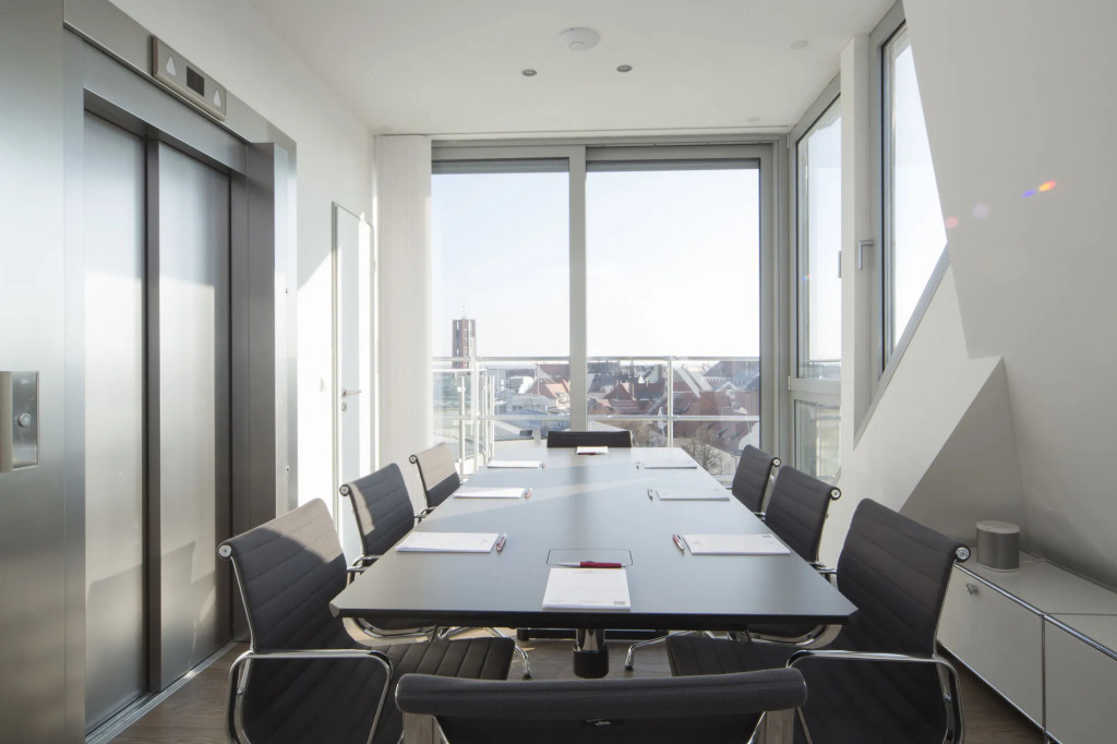 KOOS Hotel&Apartments - City Aparthotel