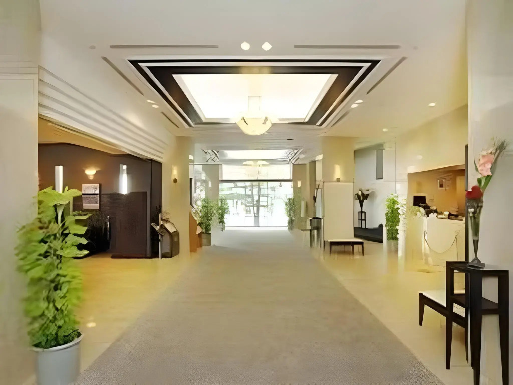 Cypress Garden Hotel