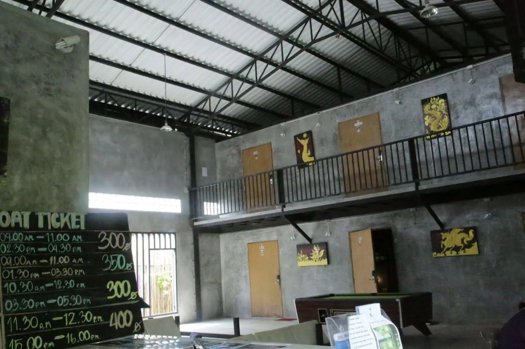 Freedom Hostel at Phi Phi