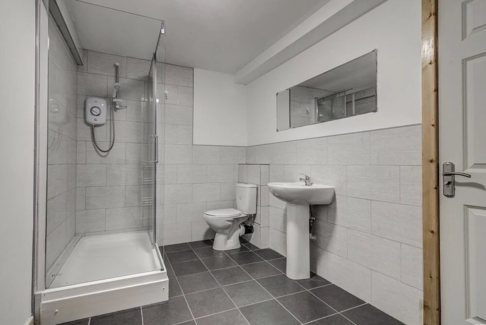 2 Bedroom, Luxury Apartments Throstle's Nest