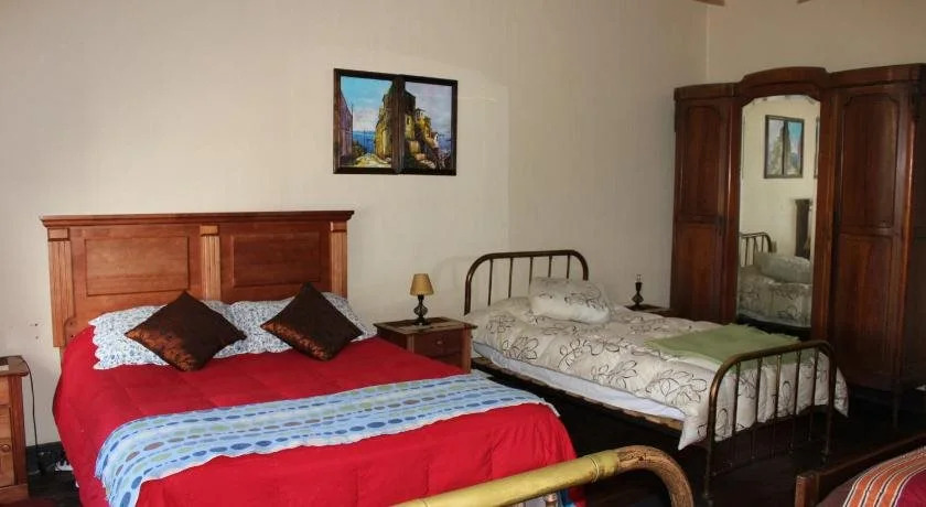 Hostal Residencia en el Cerro