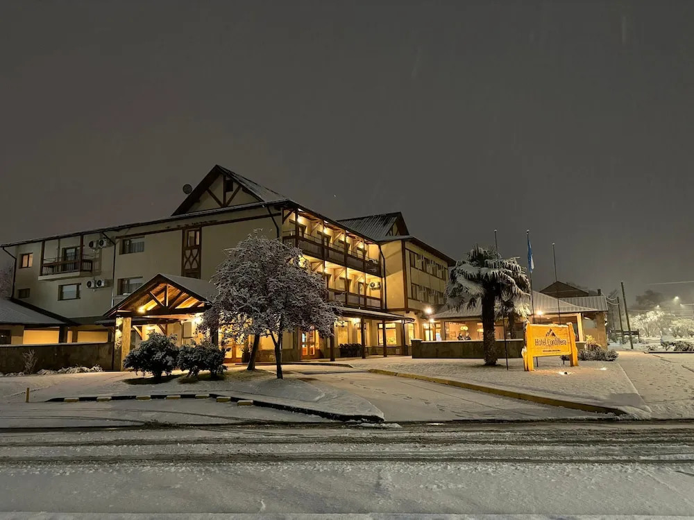 Cumbres Hotel