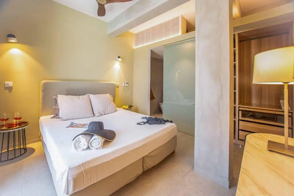 Protaras Art House Seviews