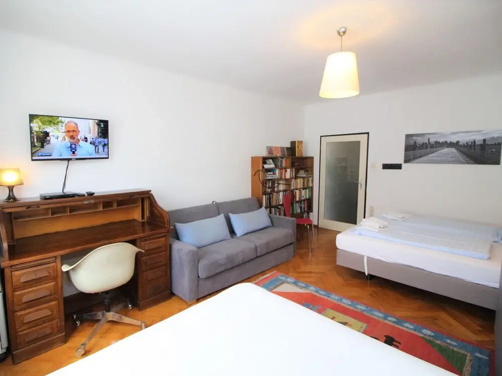 Opera Wien in Wien With 2 Bedrooms and 3 Bathrooms