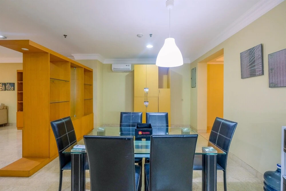 Elegant and Homey 1BR Nuansa Hijau Apartment Pondok Indah
