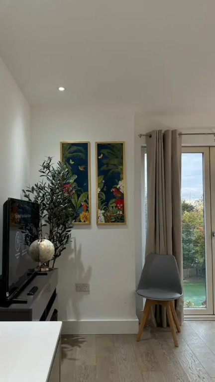 Boutique-style Apartment Near Central London