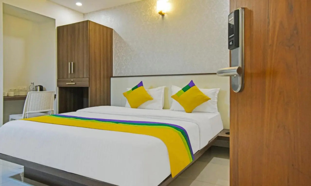 Itsy Hotels Deluxe Inn