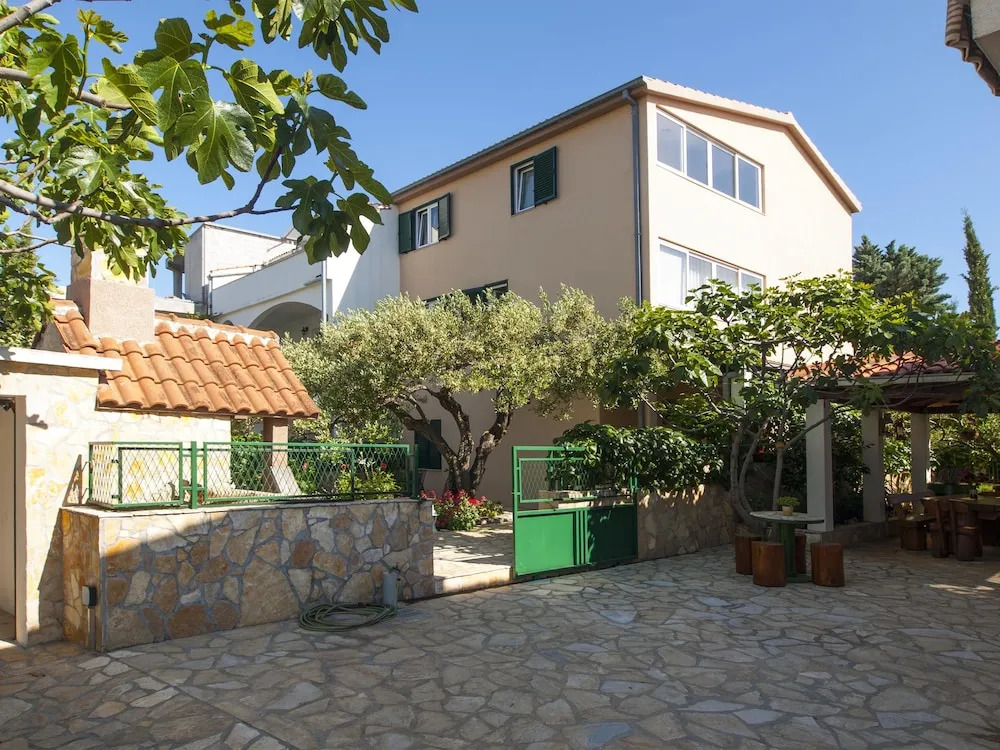 Apartments Olea