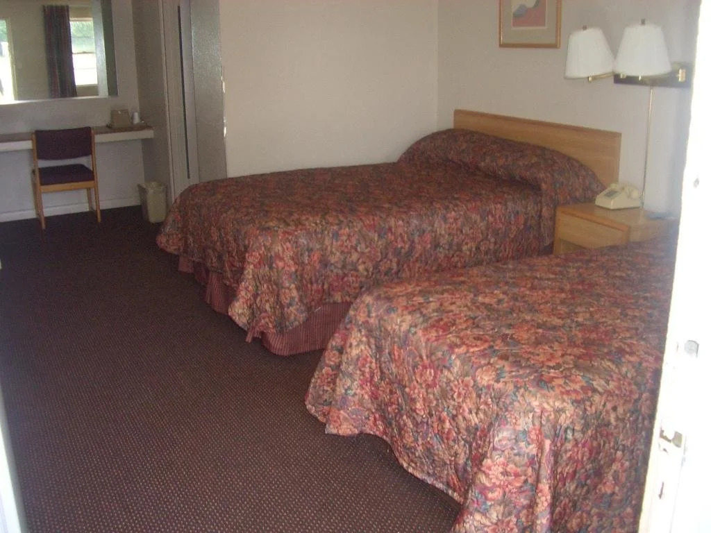Relax Inn Benton