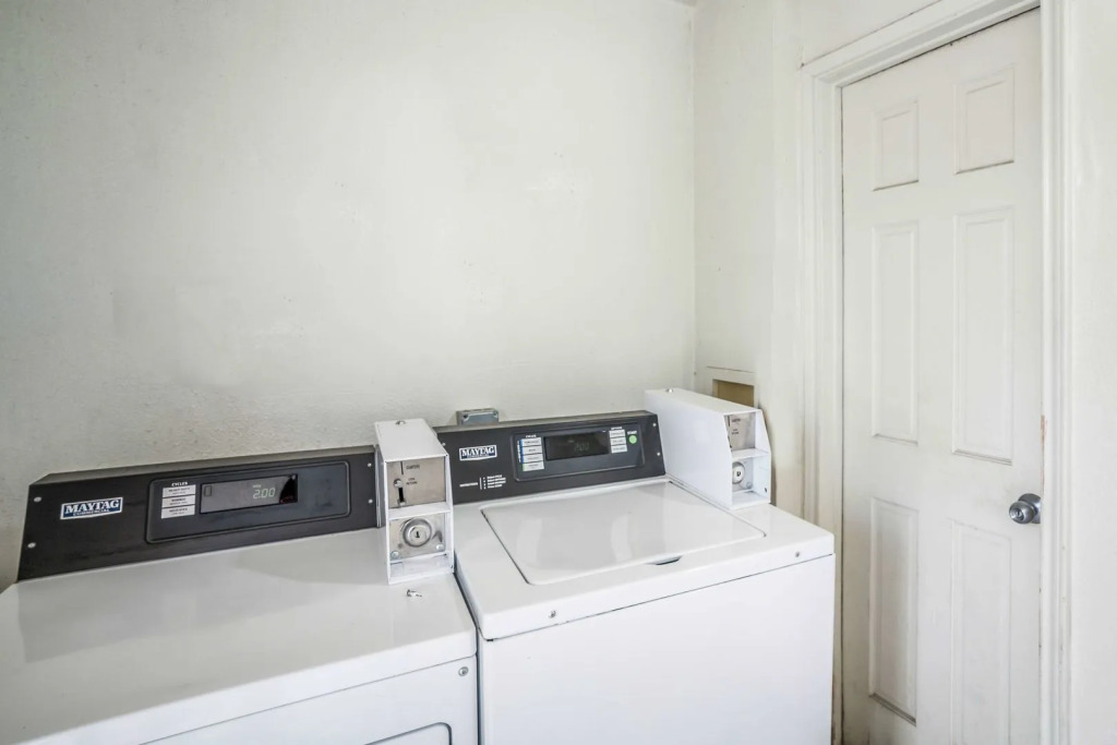 Motel 6-Dallas, TX - Market Center