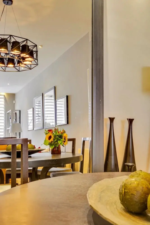 Luxe 4-bed Mews Home - 10 min to Harrods