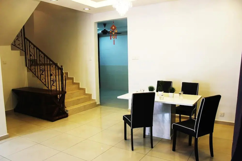 Cheras TY Cozy Homestay