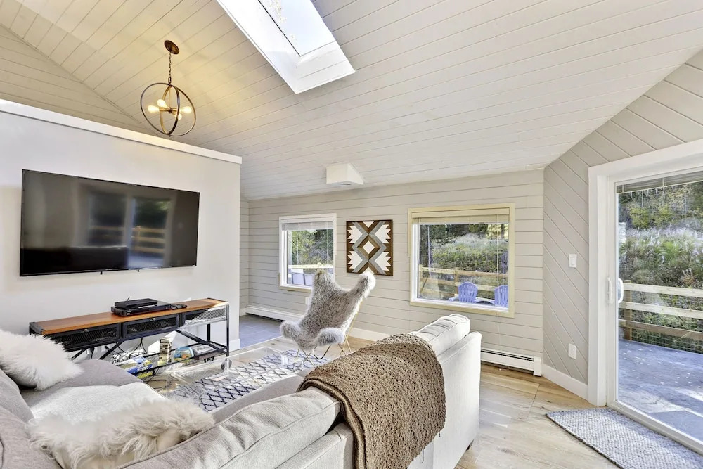 Slopeside Luxury River Chalet by Winter Park Escapes