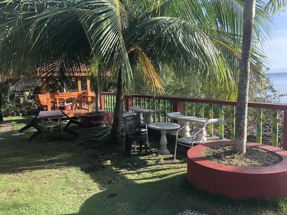 El Krimphoff Resort