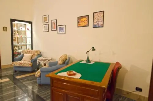 Suite Palazzo Reale Apartment