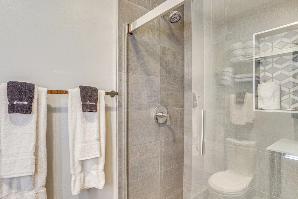 Newly Upgraded Avon Condo w/ Pool & Hot Tub Access