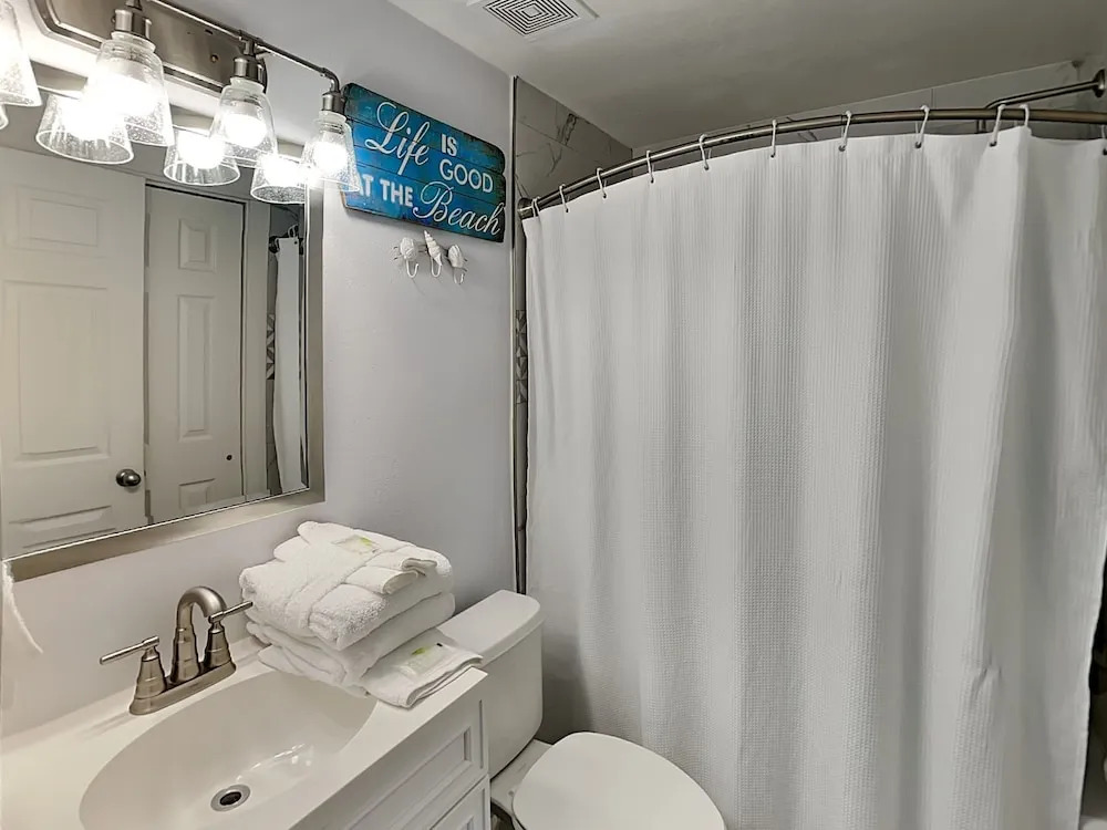 Majestic Sun #1008A by Southern Vacation Rentals